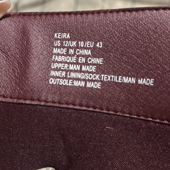 Brand Keira flat boot - Picture 5 of 9